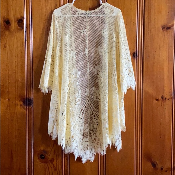 Torrid open knit pattern Ruana - Picture 3 of 5